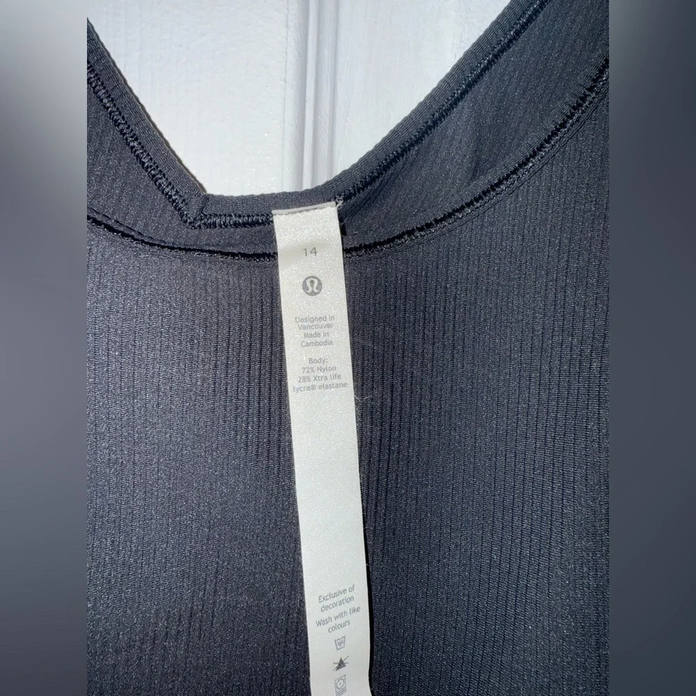 Lululemon Black Ribbed Top - Picture 2 of 3